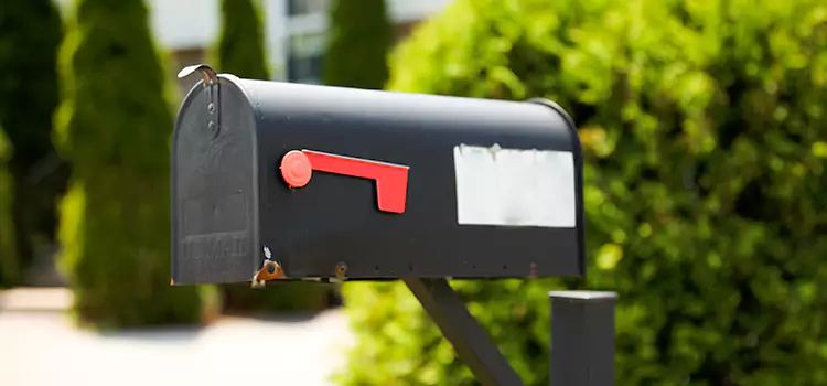Secure Mailboxes for Packages Tracy